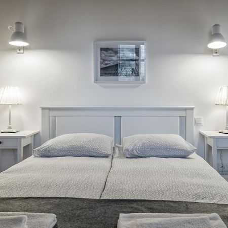 Apartamenty Zdrojowa 시에초시네크 외부 사진