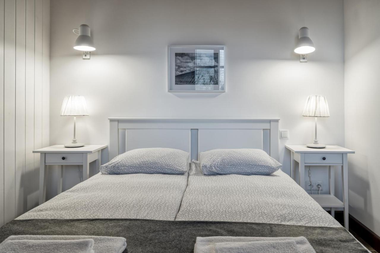 Apartamenty Zdrojowa 시에초시네크 외부 사진