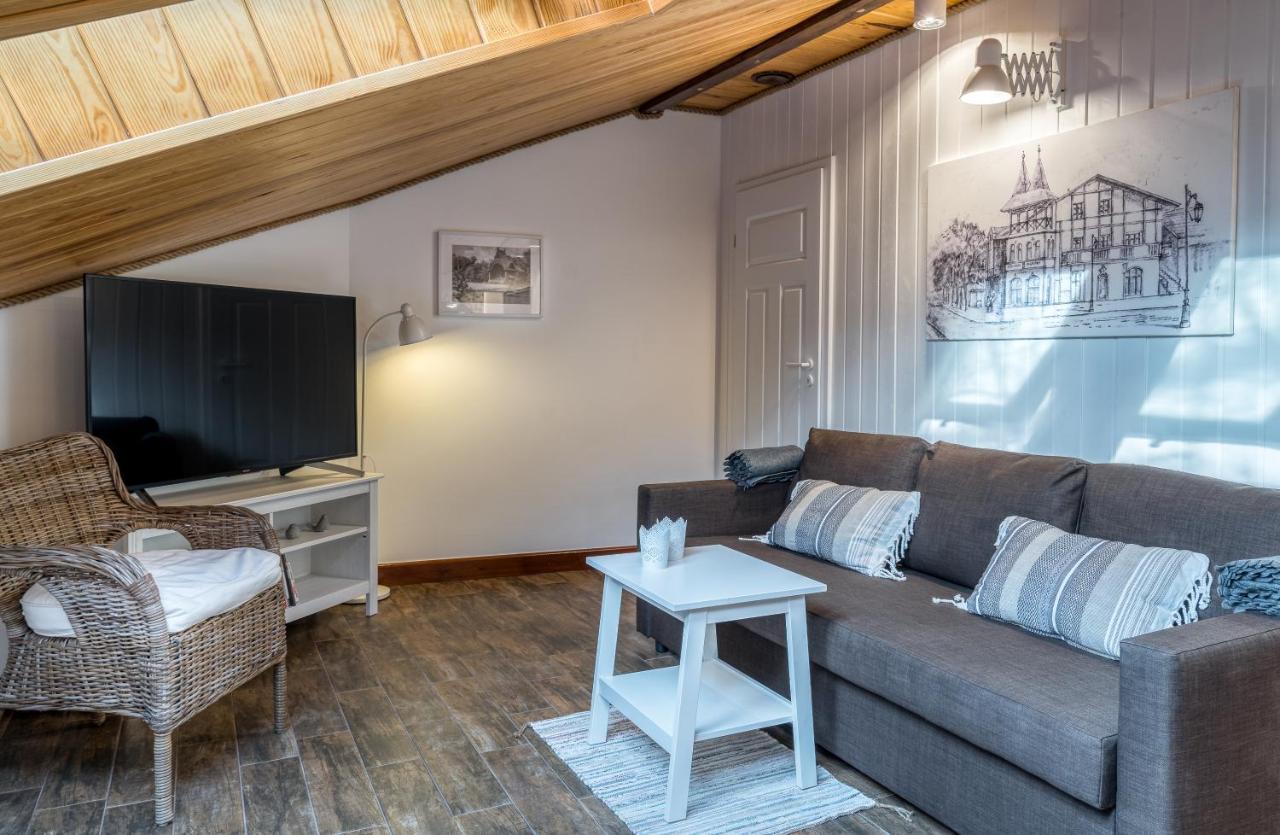 Apartamenty Zdrojowa 시에초시네크 외부 사진