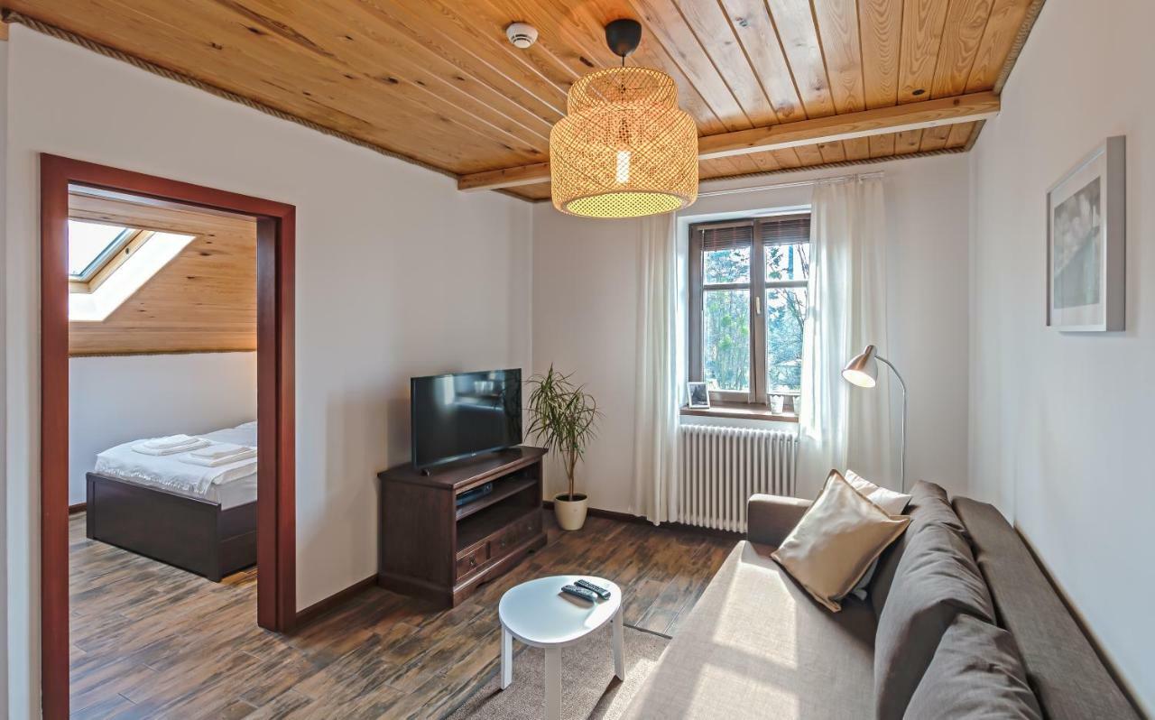 Apartamenty Zdrojowa 시에초시네크 외부 사진